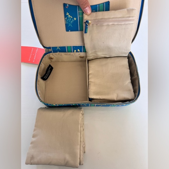Neely & Chloe Pencil & Paper Co. Large Jewelry Travel Case NWT - Picture 4 of 9